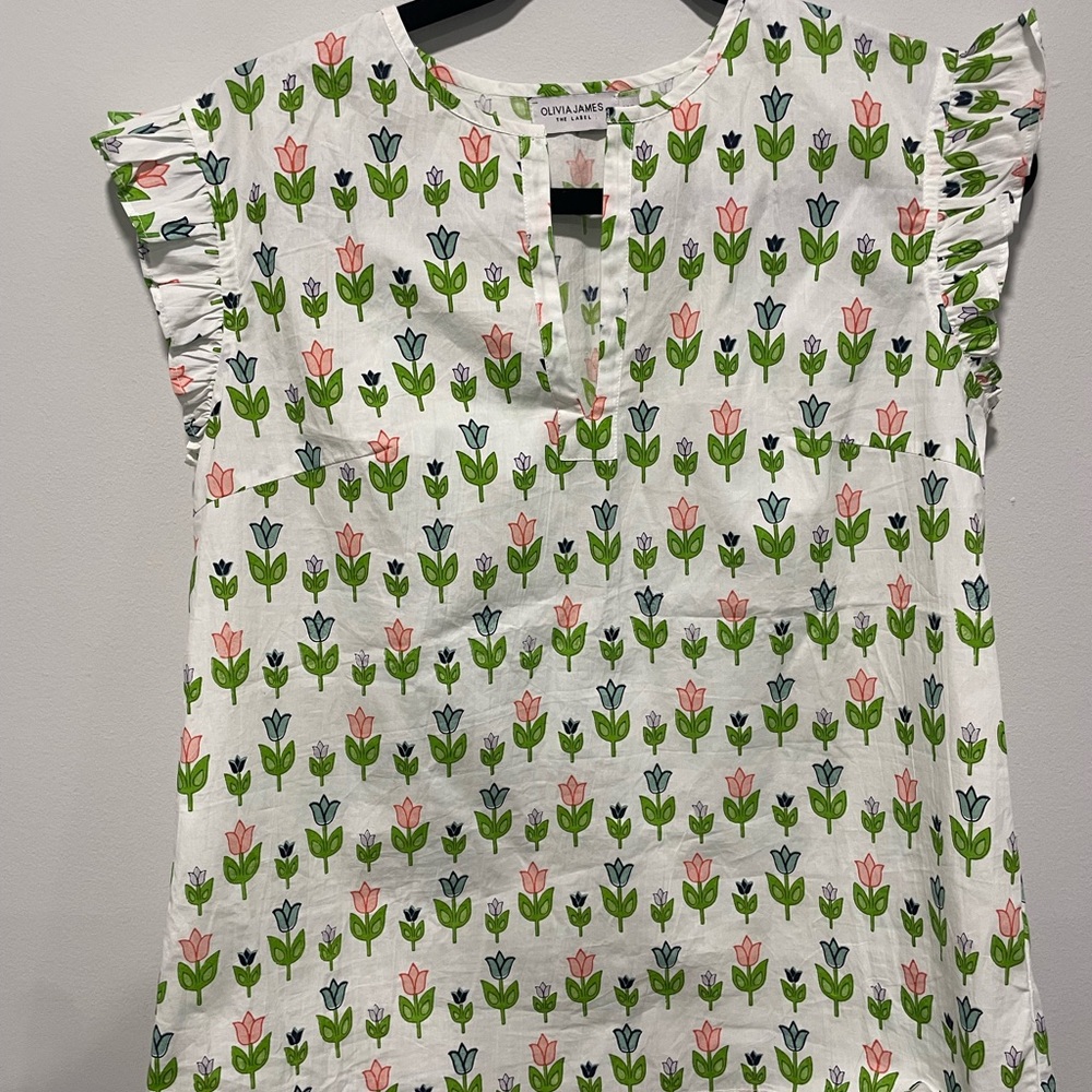 White and Green Cactus Print Sleeveless Blouse